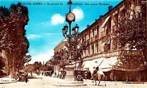 Sidi-bel-Abbes - Boulevard de la Republique - 4 horloges